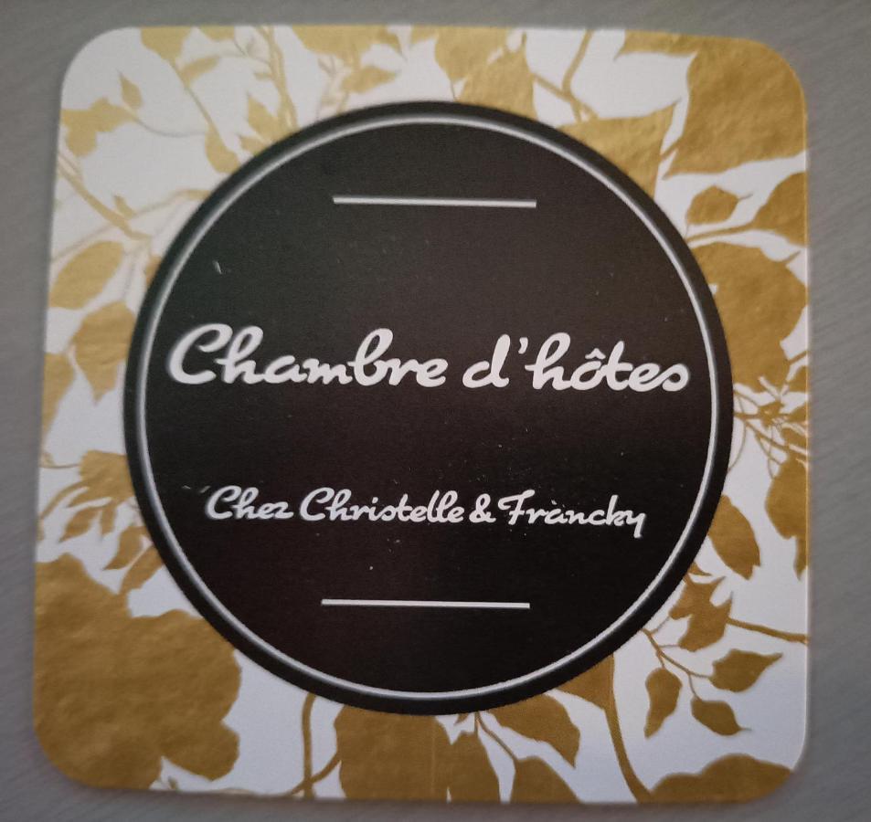 Les Bichettes Bed & Breakfast Mortagne-sur-Sevre Luaran gambar