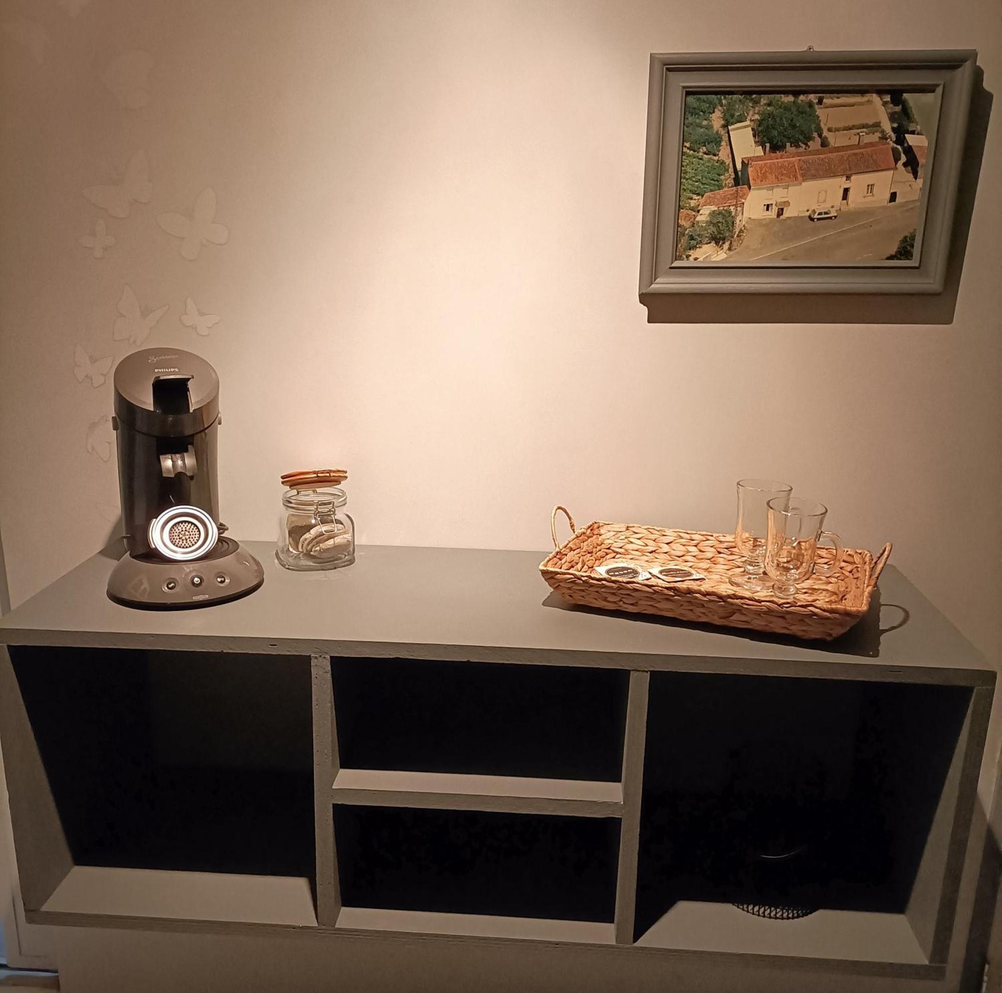 Les Bichettes Bed & Breakfast Mortagne-sur-Sevre Luaran gambar